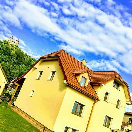 Apartman Pod Kalvariou - Rodinny Dom Banská Štiavnica Exteriér fotografie