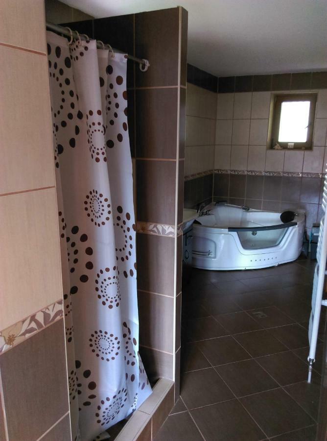 Apartman Pod Kalvariou - Rodinny Dom Banská Štiavnica Exteriér fotografie